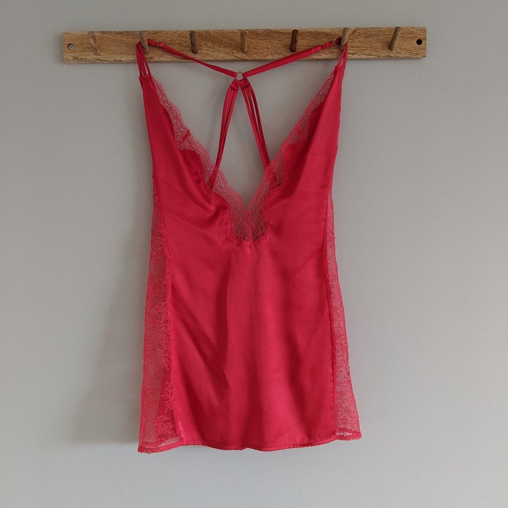 BNWOT Victoria's Secret red strappy babydoll